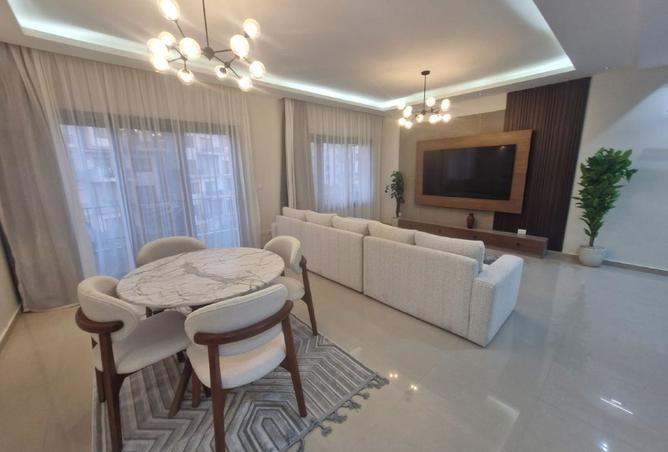 8073647 - Property Image 2