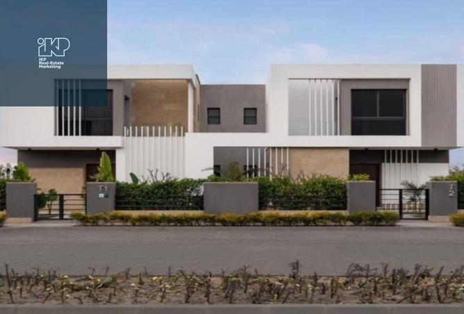 8321600 - Property Image 2