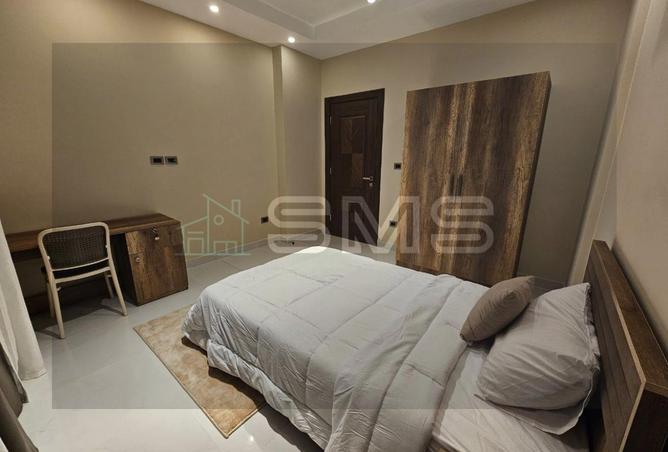 8033207 - Property Image 3