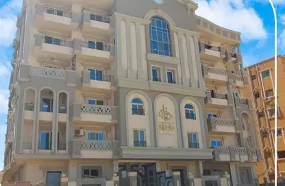 شقة - 3 غرف نوم - 2 حمامات للبيع في شارع عبد السلام امين - الحي الاول - مدينة 6 أكتوبر - الجيزة