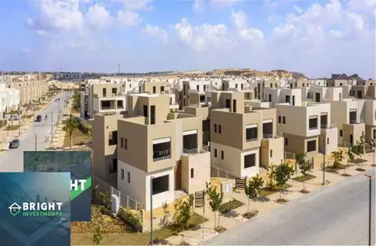 تاون هاوس - 3 غرف نوم - 2 حمامات للبيع في ذا كراون - طريق مصر اسكندرية الصحراوي - مدينة 6 أكتوبر - الجيزة