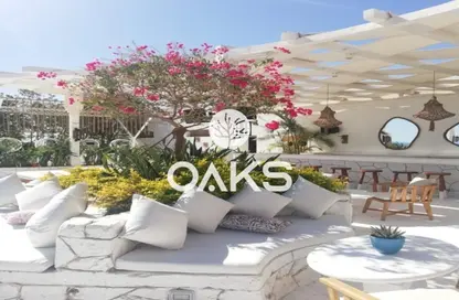 Chalet - 2 Bedrooms - 3 Bathrooms for sale in Azha North - Ras Al Hekma - North Coast