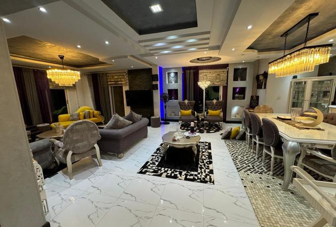 8238680 - Property Image 2