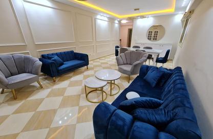 Apartment - 3 Bedrooms - 2 Bathrooms for sale in Gate 4 - Mena - Hadayek El Ahram - Giza