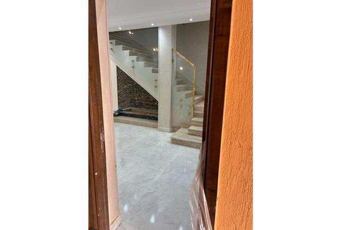 7995398 - Property Image 3
