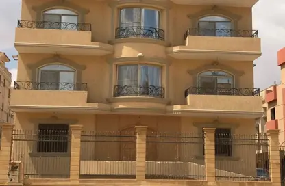 Villa - 7+ Bedrooms - 7+ Bathrooms for sale in West Somid Road - West Somid - 6 October City - Giza