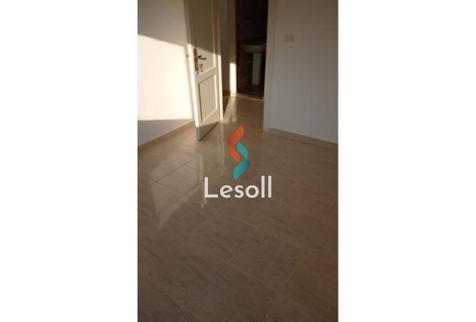 8080530 - Property Image 2