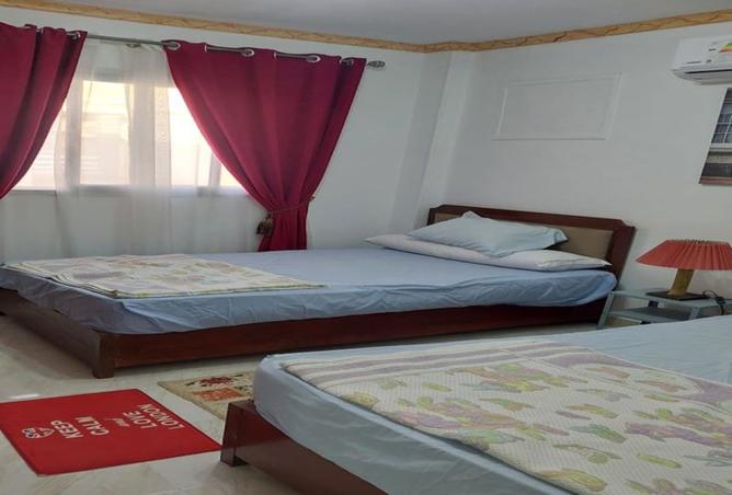 8049532 - Property Image 2