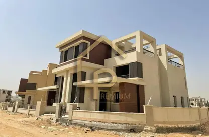 فيلا - 4 غرف نوم - 5 حمامات للبيع في نيو جيزة - طريق مصر اسكندرية الصحراوي - مدينة 6 أكتوبر - الجيزة