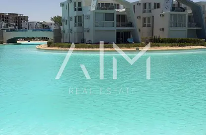 شاليه - 3 غرف نوم - 2 حمامات للبيع في فوكا باي - قسم مرسي مطروح - الساحل الشمالي