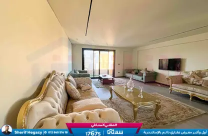 شقة - 3 غرف نوم - 3 حمامات للبيع في جليم - حي شرق - الاسكندرية