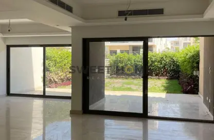 فيلا - 4 غرف نوم - 4 حمامات للايجار في مون ريزيدنس - فيفث سكوير - التجمع الخامس - مدينة القاهرة الجديدة - القاهرة