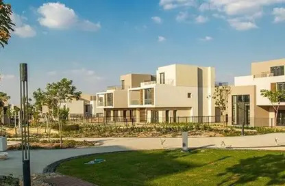 Villa - 3 Bedrooms - 4 Bathrooms for sale in Sodic East - 6th District - New Heliopolis - Cairo