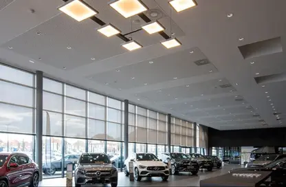 معرض - استوديو - 2 حمامات للايجار في شارع ال ٩٠ الجنوبي - شارع التسعين الجنوبي - التجمع الخامس - مدينة القاهرة الجديدة - القاهرة