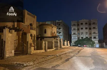 فيلا - 4 غرف نوم - 4 حمامات للبيع في مصر الجديدة - القاهرة