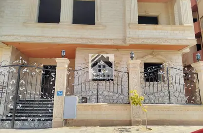 دوبلكس - 3 غرف نوم - 2 حمامات للبيع في المستثمرين الجنوبية - مدينة القاهرة الجديدة - القاهرة