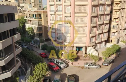 شقة - 3 غرف نوم - 2 حمامات للايجار في شارع جمال نوح - الماظة - مصر الجديدة - القاهرة