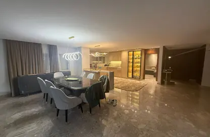 شقة - 4 غرف نوم - 5 حمامات للايجار في نيو جيزة - طريق مصر اسكندرية الصحراوي - مدينة 6 أكتوبر - الجيزة