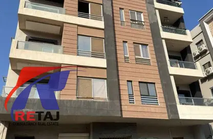 Apartment - 2 Bedrooms - 1 Bathroom for sale in American University Housing District - 5th Settlement Compounds - The 5th Settlement - New Cairo City - Cairo