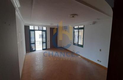 Apartment - 3 Bedrooms - 2 Bathrooms for sale in Street 199 - Degla - Hay El Maadi - Cairo