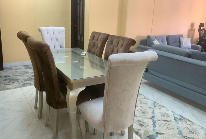 8304890 - Property Image 2