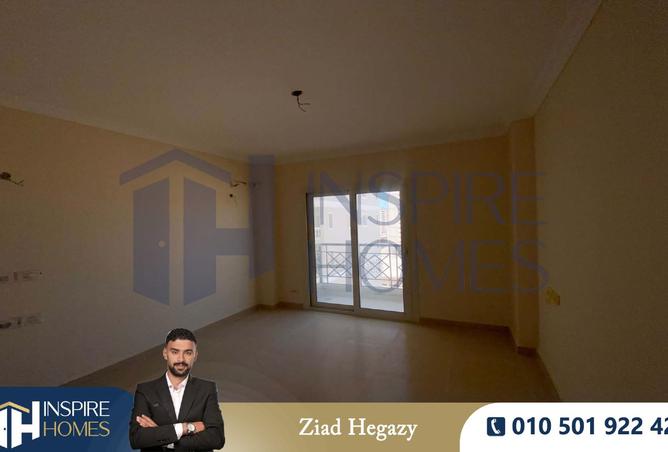 8427422 - Property Image 3