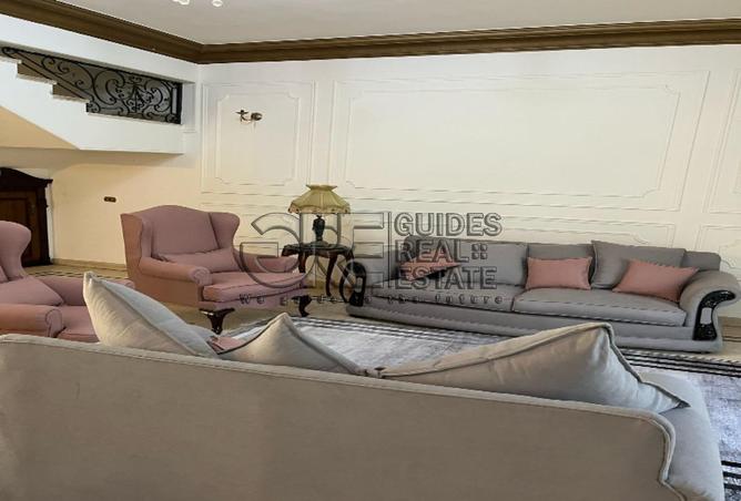 8130890 - Property Image 3