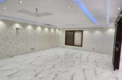 Apartment - 4 Bedrooms - 3 Bathrooms for sale in Omar Ibn Al Khattab St. - Rehab City Forth Phase - Al Rehab - New Cairo City - Cairo