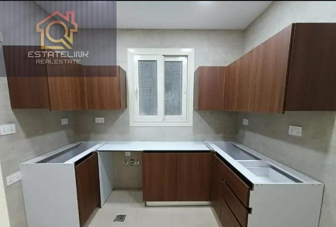 8376817 - Property Image 3