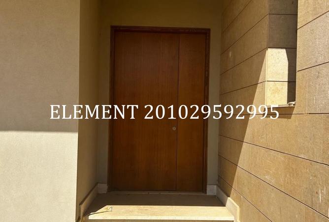 8402311 - Property Main Image