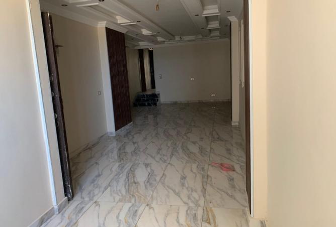 7932400 - Property Image 2