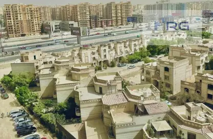 Apartment - 2 Bedrooms - 3 Bathrooms for sale in Crystal Plaza - Zahraa El Maadi - Hay El Maadi - Cairo
