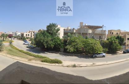 شقة - 3 غرف نوم - 2 حمامات للبيع في شارع البستان - الحي التاسع - الشيخ زايد - الجيزة