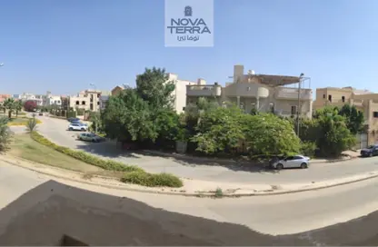 Apartment - 3 Bedrooms - 2 Bathrooms for sale in Al Bostan St. - 9th District - Sheikh Zayed City - Giza