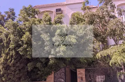 تاون هاوس - 3 غرف نوم - 3 حمامات للبيع في حدائق المهندسين - الحي الرابع - الشيخ زايد - الجيزة