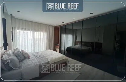 شقة - 2 غرف نوم - 2 حمامات للبيع في كمبوند البروج - كمبوندات الشروق - مدينة الشروق - القاهرة