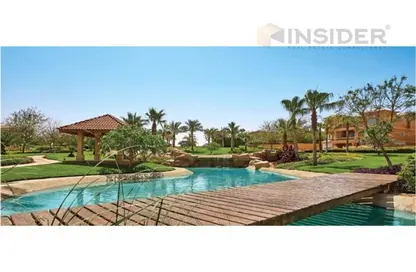 Villa - 4 Bedrooms - 6 Bathrooms for sale in Seasons Residence - Ext North Inves Area - New Cairo City - Cairo