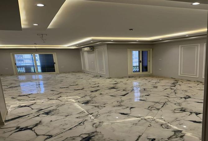 8195437 - Property Main Image