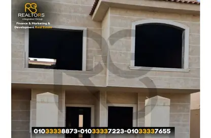 Twin House - 3 Bedrooms - 5 Bathrooms for sale in Royal Hills - Al Motamayez District - 6 October City - Giza