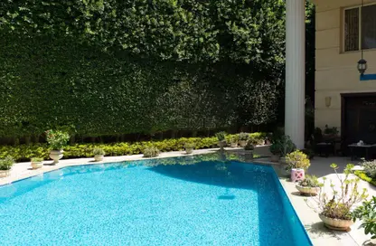 Villa - 7 Bedrooms - 4 Bathrooms for sale in Al Shabab Road - 4th Neighborhood - 2nd District East - Shorouk City - Cairo