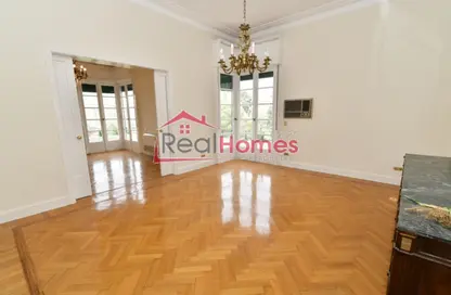 Apartment - 2 Bedrooms - 2 Bathrooms for rent in Al Gabalaya St. - Zamalek - Cairo