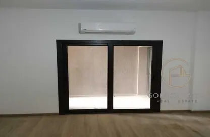 شقة - 3 غرف نوم - 2 حمامات للايجار في مون ريزيدنس - فيفث سكوير - التجمع الخامس - مدينة القاهرة الجديدة - القاهرة