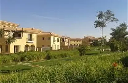 فيلا - 5 غرف نوم - 5 حمامات للبيع في فلاورز بارك - المستثمرين الشمالية - مدينة القاهرة الجديدة - القاهرة