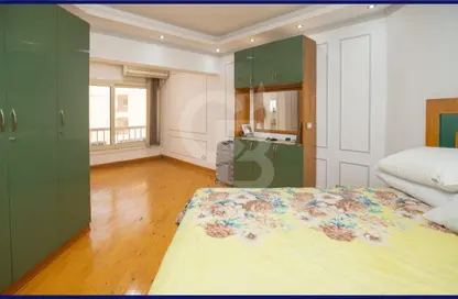 Apartment - 2 Bedrooms - 1 Bathroom for sale in Roushdy - Hay Sharq - Alexandria