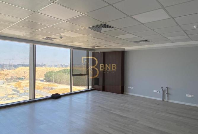 8381015 - Property Main Image