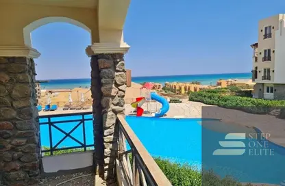 شاليه - 2 غرف نوم - 2 حمامات للبيع في بلو بلو - العين السخنة - السويس