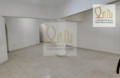 Apartment - 2 Bedrooms - 1 Bathroom for rent in Wezaret Al Zeraa St. - Dokki - Giza