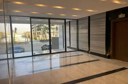 Apartment - 3 Bedrooms - 2 Bathrooms for sale in El Patio Oro - 5th Settlement Compounds - The 5th Settlement - New Cairo City - Cairo