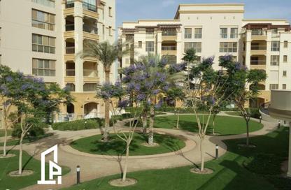 Apartment - 3 Bedrooms - 3 Bathrooms for sale in Uptown Cairo - Mokattam - Cairo