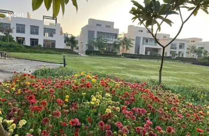 Townhouse - 3 Bedrooms - 3 Bathrooms for sale in Village West - Sheikh Zayed Compounds - Sheikh Zayed City - Giza